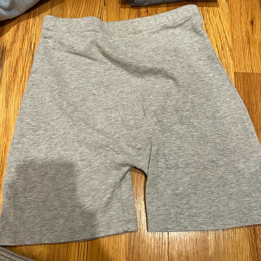 Brandy Melville shorts